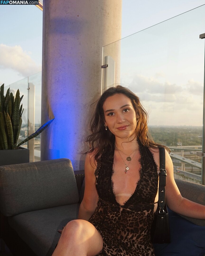 Courtney Sarault / court_sarault / courtsarault / https: Nude OnlyFans  Leaked Photo #31