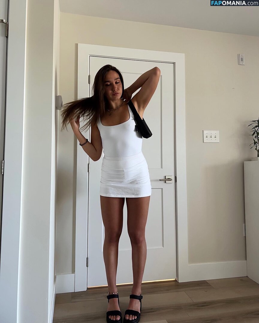 Courtney Sarault / court_sarault / courtsarault / https: Nude OnlyFans  Leaked Photo #40