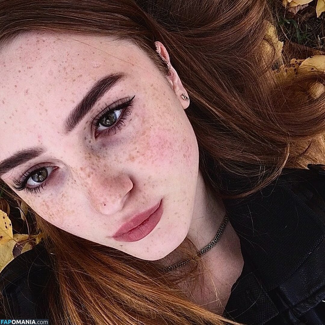 Coxifoxy / darinytko / darkdary Nude OnlyFans  Leaked Photo #114