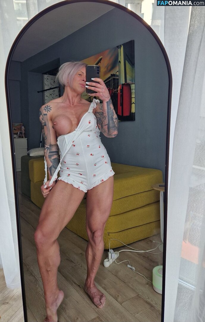 chelseypleasant / crazyxbody / https: / musclegirlxxx Nude OnlyFans  Leaked Photo #216