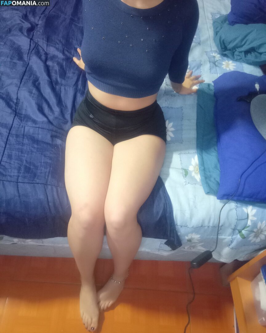 Cristina Scarlett / _Scar_Moon_ / _s_c_a_r_l_e_t_t._ / freescarlettdalton Nude OnlyFans  Leaked Photo #2