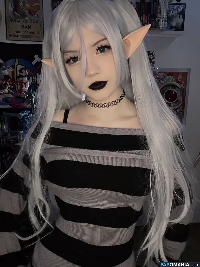 Crybabyx0xx Nude OnlyFans  Leaked Photo #3