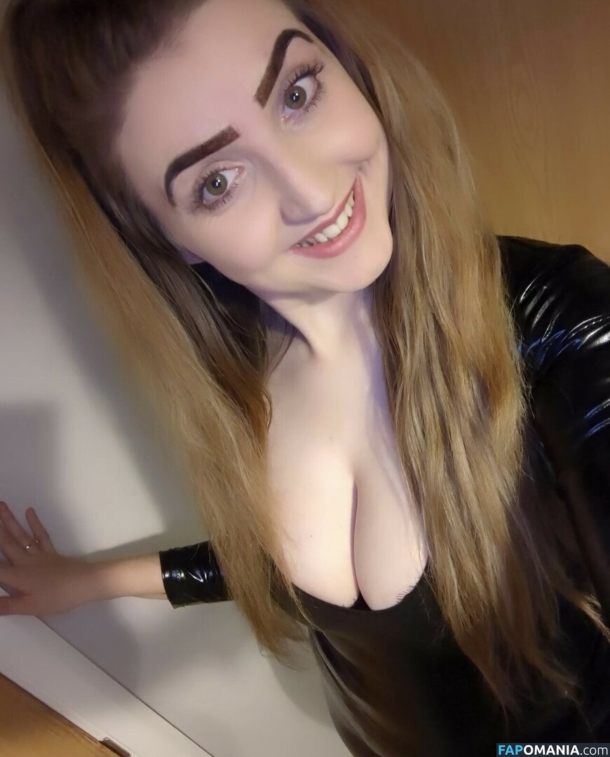 Crystal_r1992 / crystalr1992 Nude OnlyFans  Leaked Photo #10