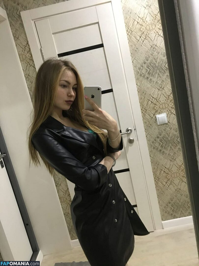 Crystallandysh Nude OnlyFans  Leaked Photo #7