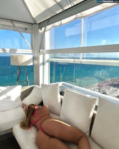 Curvesbygg Nude OnlyFans  Leaked Photo #4