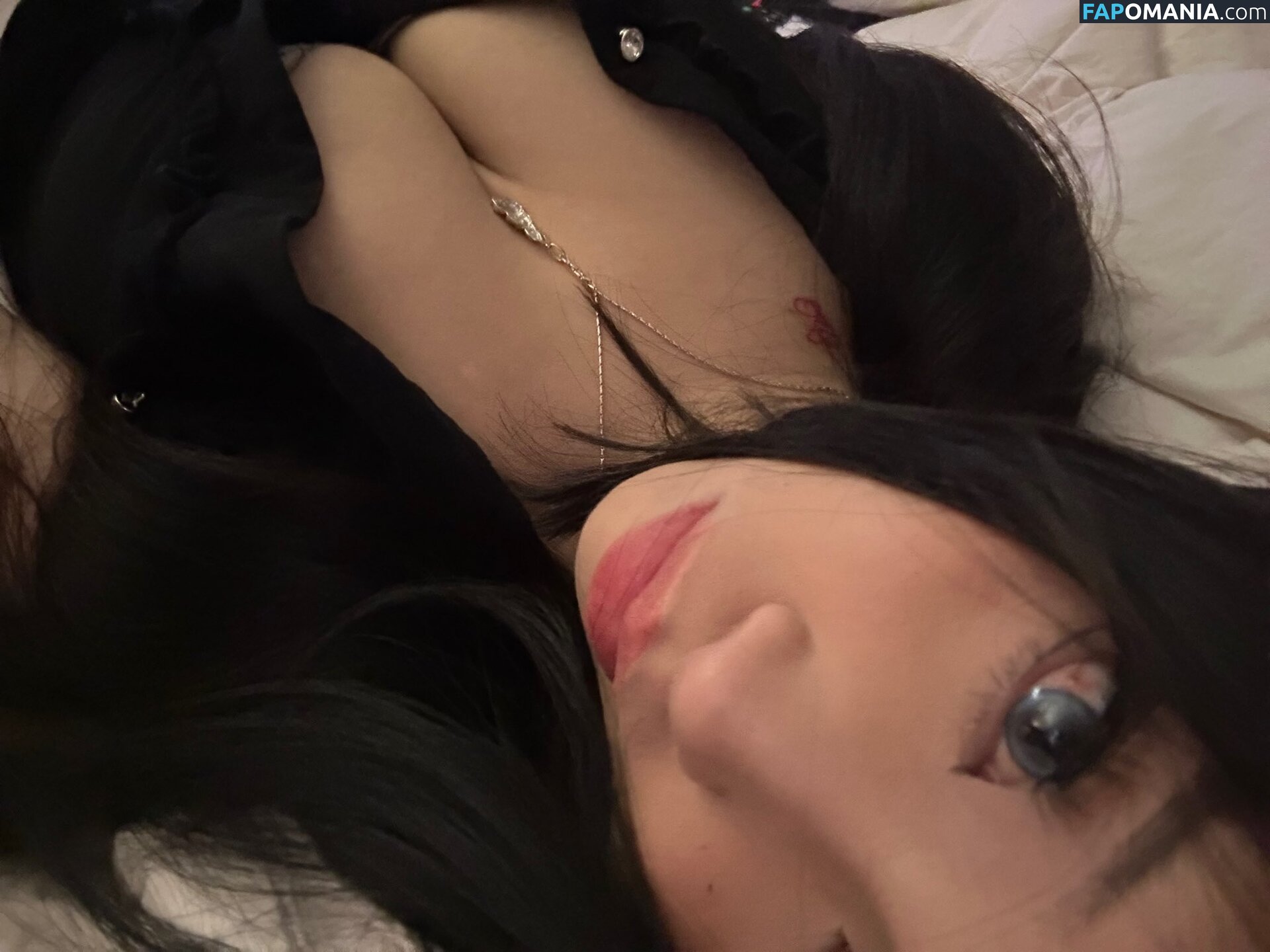 cwuddlemeplz / koohlia / vatonez Nude OnlyFans  Leaked Photo #10