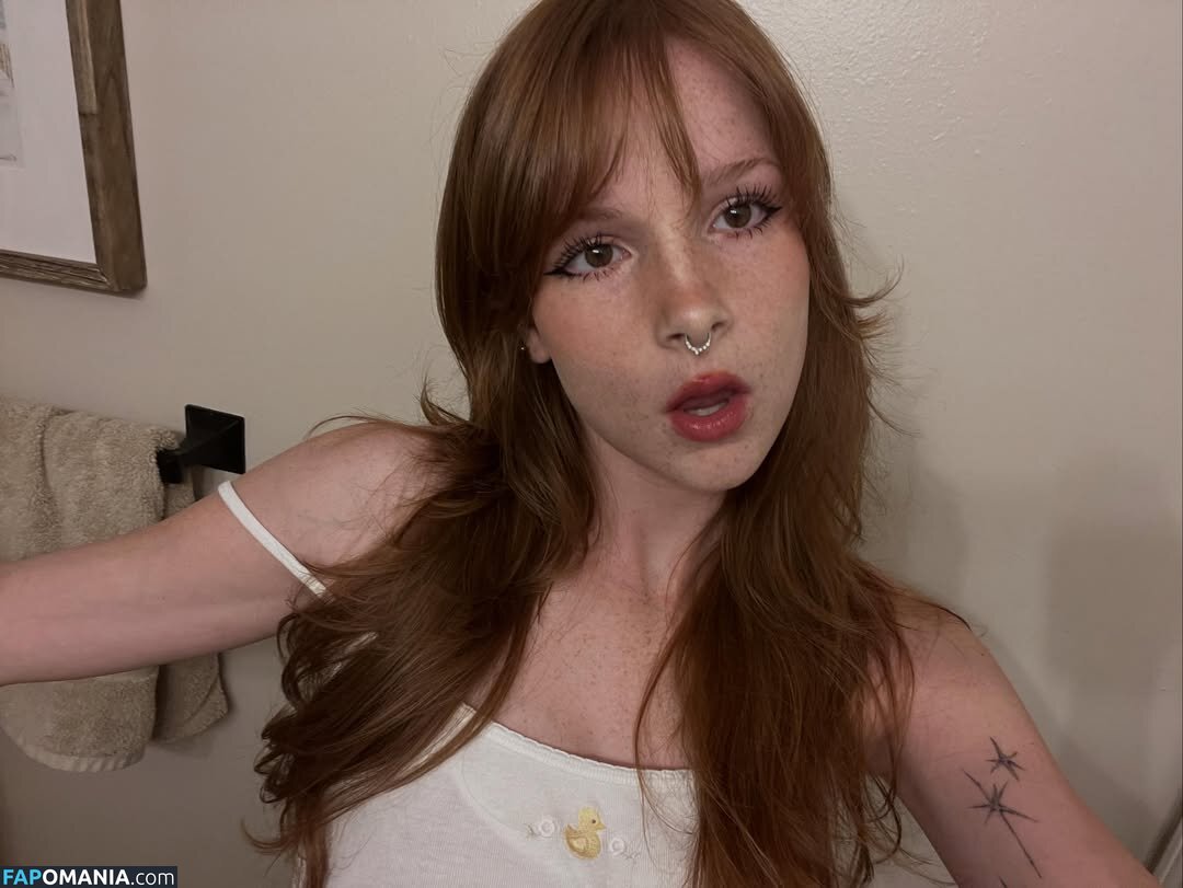daffadil4 / daph.lingwall Nude OnlyFans  Leaked Photo #5