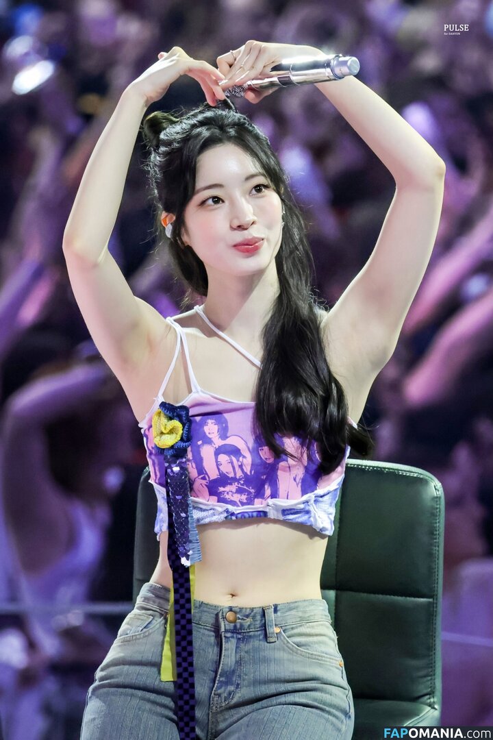 Dahyun / TWIƆƎ | TWICE / dahhyunnee Nude OnlyFans  Leaked Photo #4