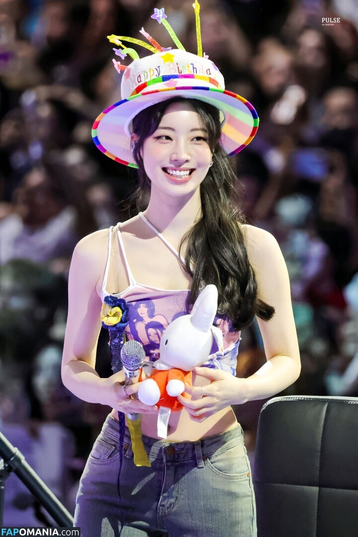 Dahyun / TWIƆƎ | TWICE / dahhyunnee Nude OnlyFans  Leaked Photo #7