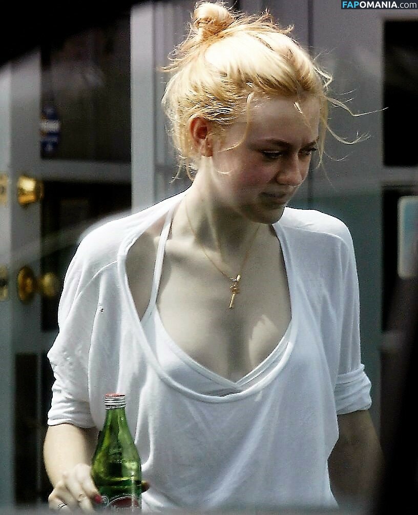 Dakota Fanning / dakotafanning Nude OnlyFans Leaked Photo #10 - Fapomania