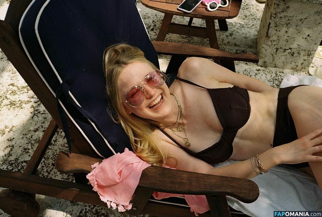 Dakota Fanning / dakotafanning Nude OnlyFans  Leaked Photo #105