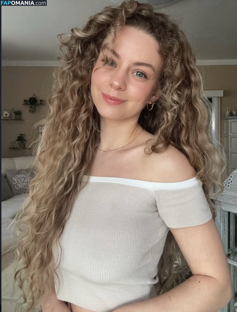 Dalmalaluna / Kitti Dalma / dalunahh Nude OnlyFans  Leaked Photo #153