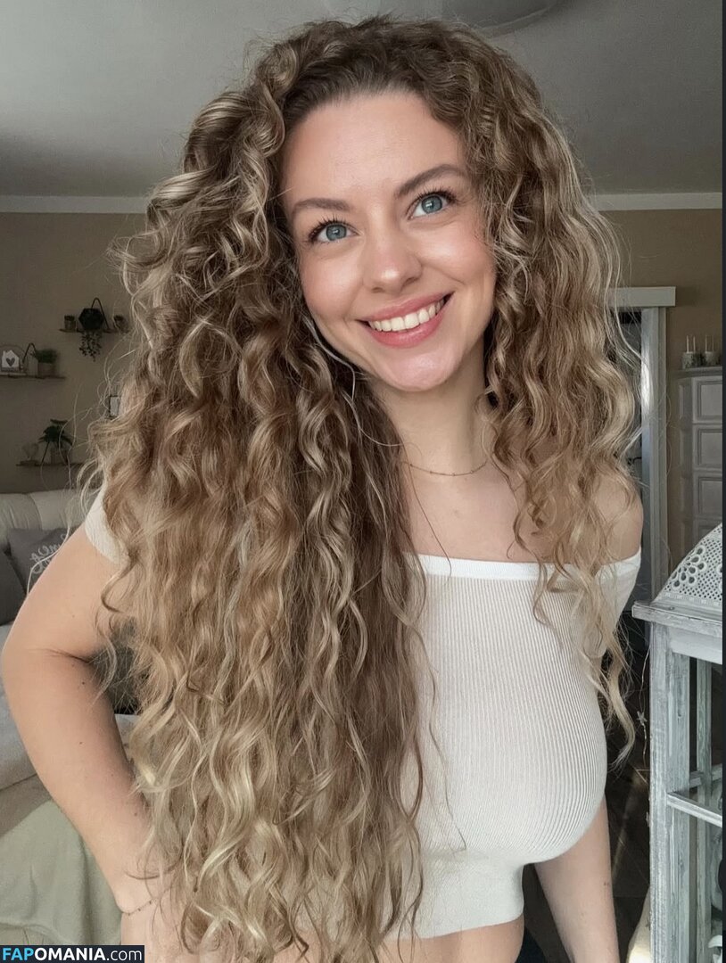 Dalmalaluna / Kitti Dalma / dalunahh Nude OnlyFans  Leaked Photo #154