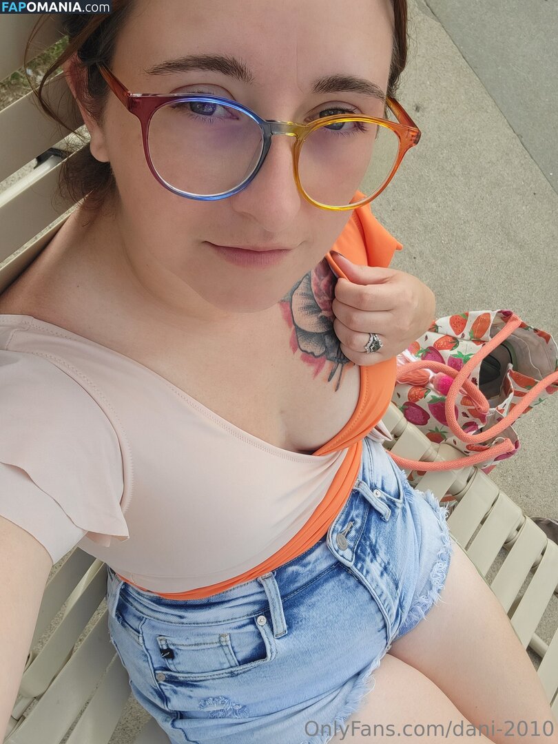 dani-2010 / dani_j2010 Nude OnlyFans  Leaked Photo #1