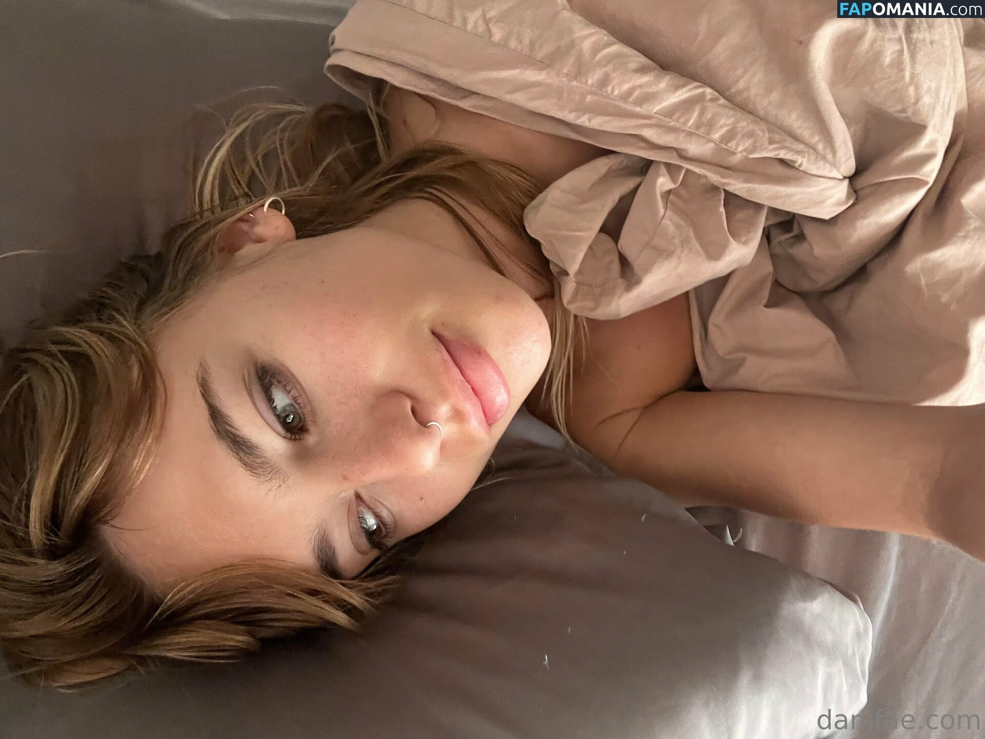 Dani Fae / DaniFae / GlitteringBat6 / TheDanii / daniandsebastian / itsdanifae Nude OnlyFans  Leaked Photo #42