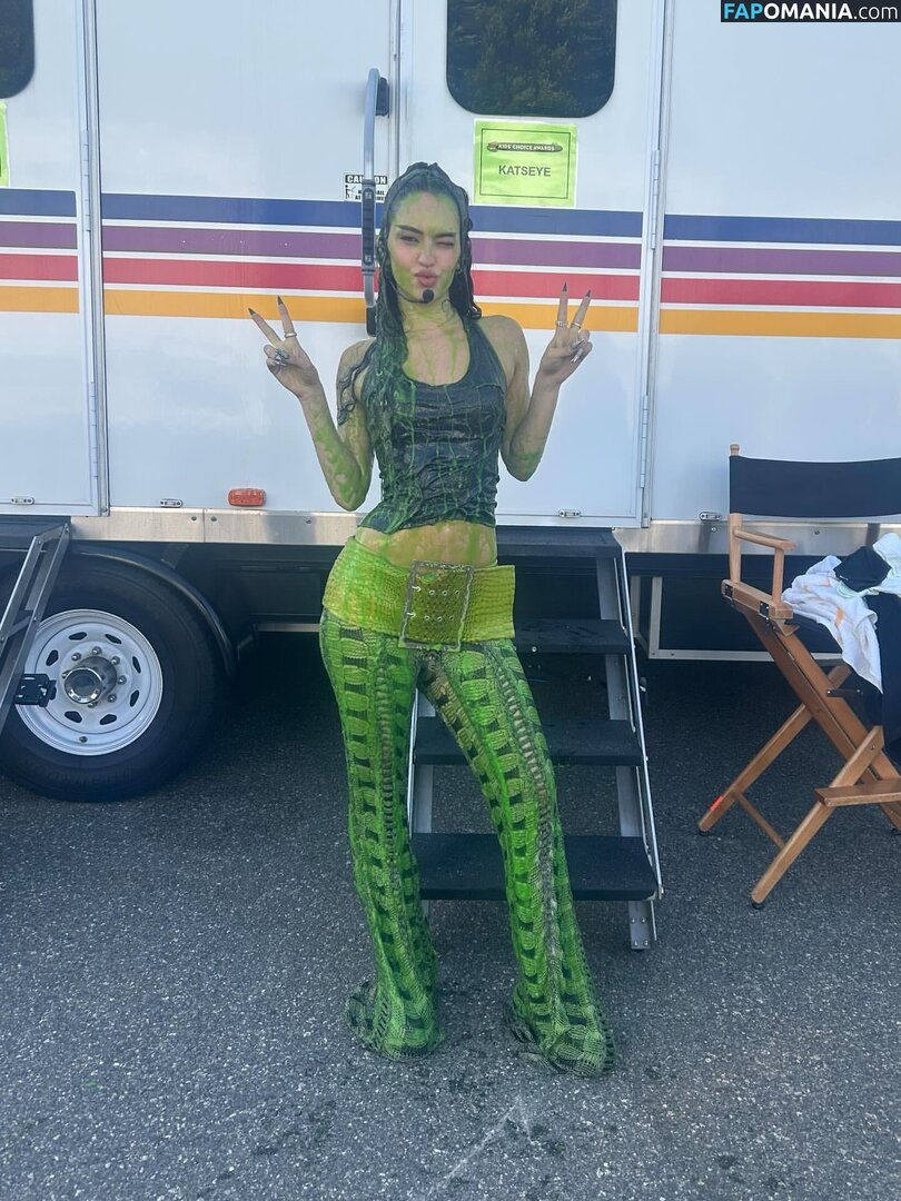 Daniela Avanzini / Katseye / daniela_avanzini / https: Nude OnlyFans  Leaked Photo #2