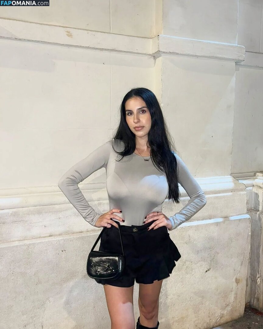 Daniela / danical121 / daniela.cg / danipacks / danixz_06 Nude OnlyFans  Leaked Photo #11