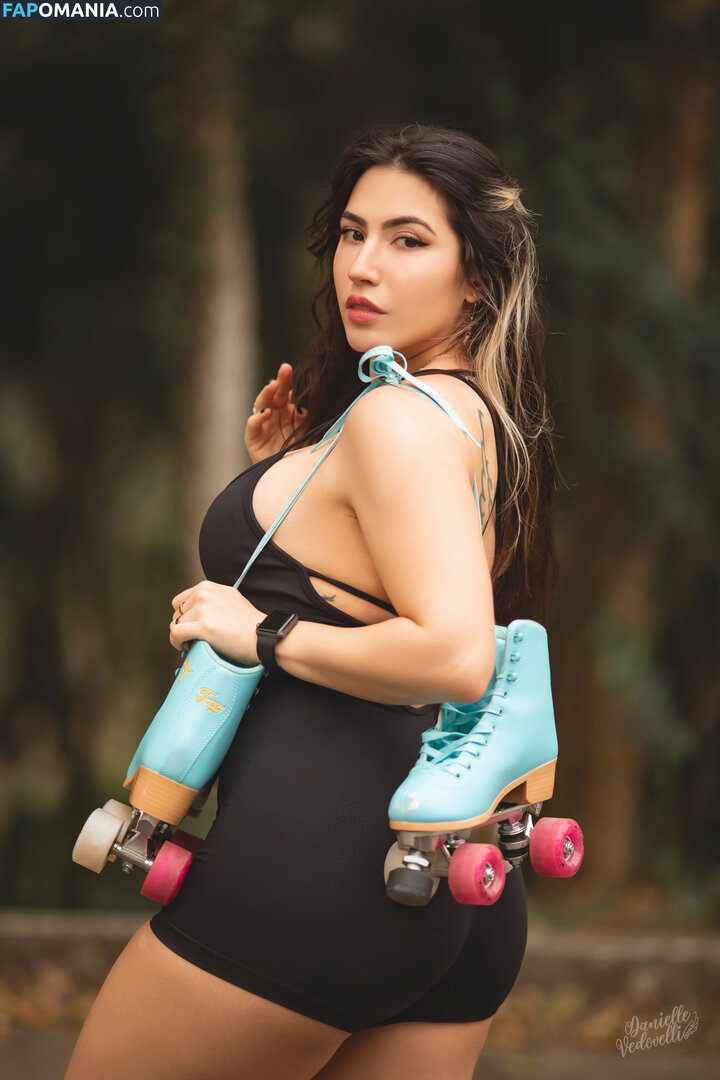 Danielle Vedovelli / Danievedo Nude OnlyFans  Leaked Photo #1570