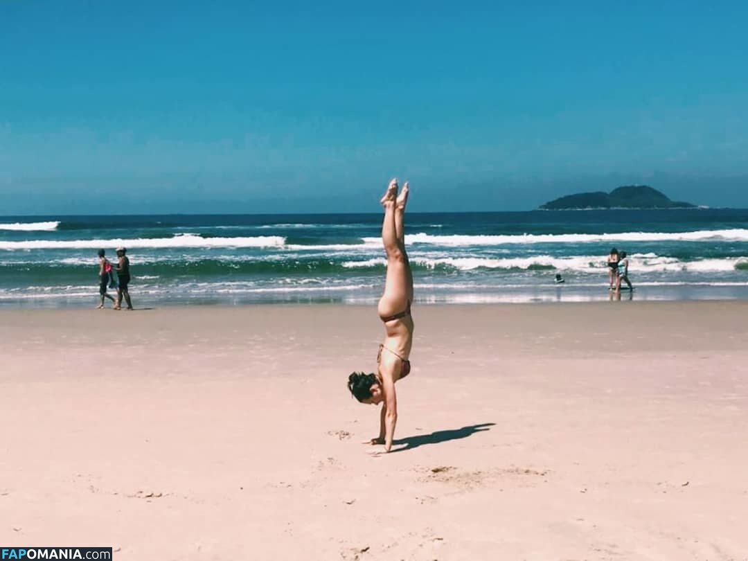 Daphne Bozaski / daphnebozaski Nude OnlyFans  Leaked Photo #9