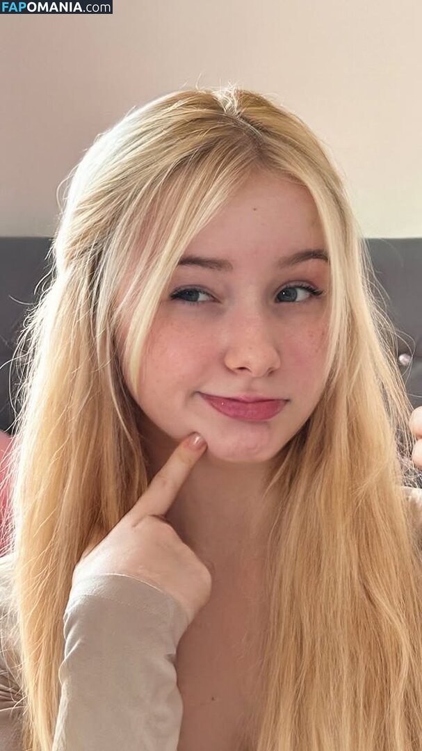 BuleBarbie / Dasha Gartman / bulebarbie_official Nude OnlyFans  Leaked Photo #11