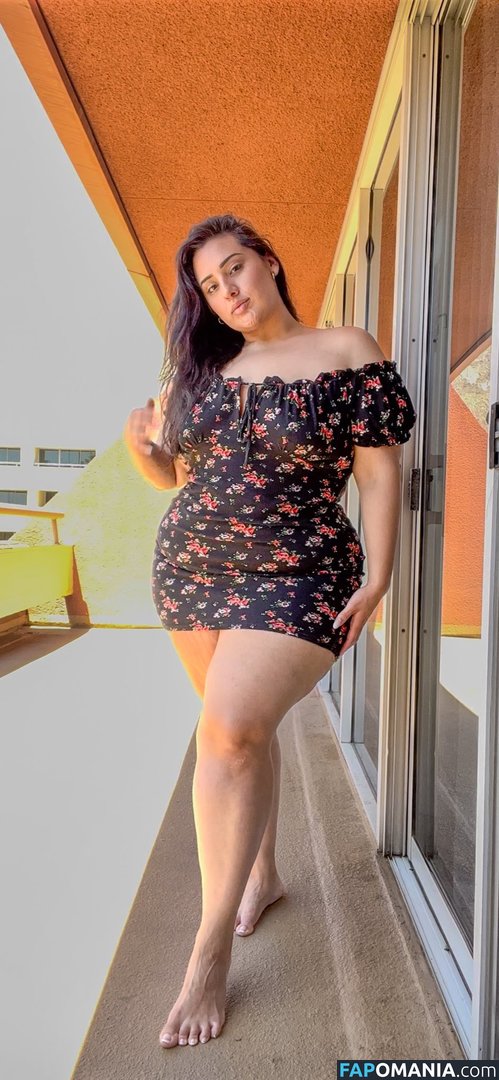 Datgorl / ImolaLola / datgirl-moniii / itsDatGorl Nude OnlyFans  Leaked Photo #3