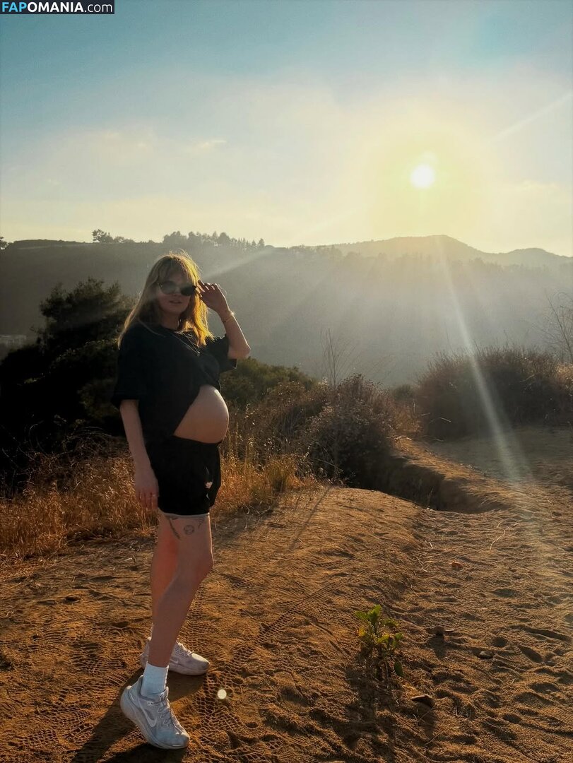 Debby Ryan / debbyryan Nude OnlyFans  Leaked Photo #14