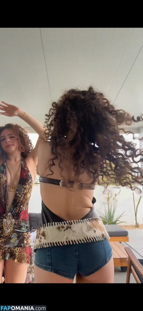 Demitra Kalogeras / demitrakalogeras Nude OnlyFans  Leaked Photo #16