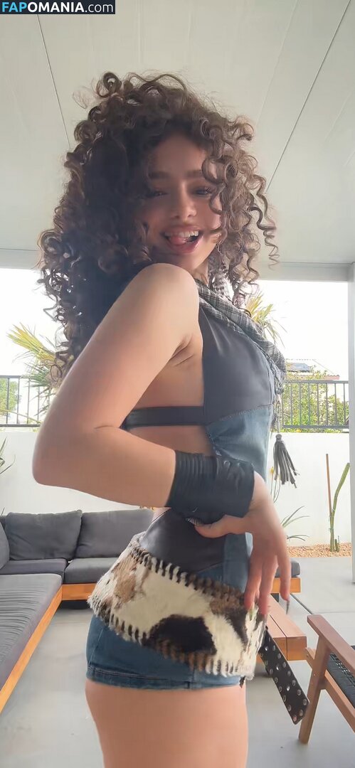 Demitra Kalogeras / demitrakalogeras Nude OnlyFans  Leaked Photo #30