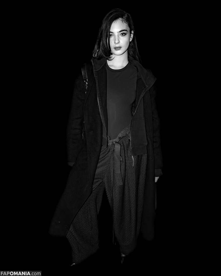 Deva Cassel / d.casseluxxi Nude OnlyFans  Leaked Photo #313