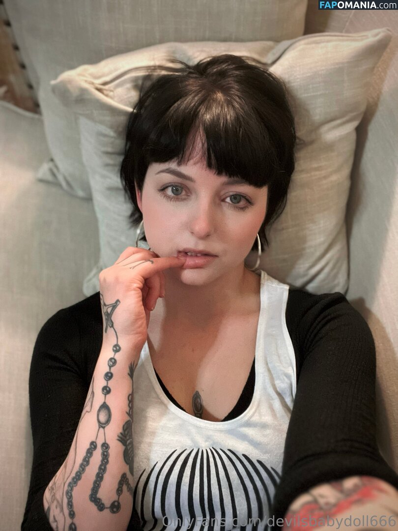 devilsbabydoll666 Nude OnlyFans  Leaked Photo #11