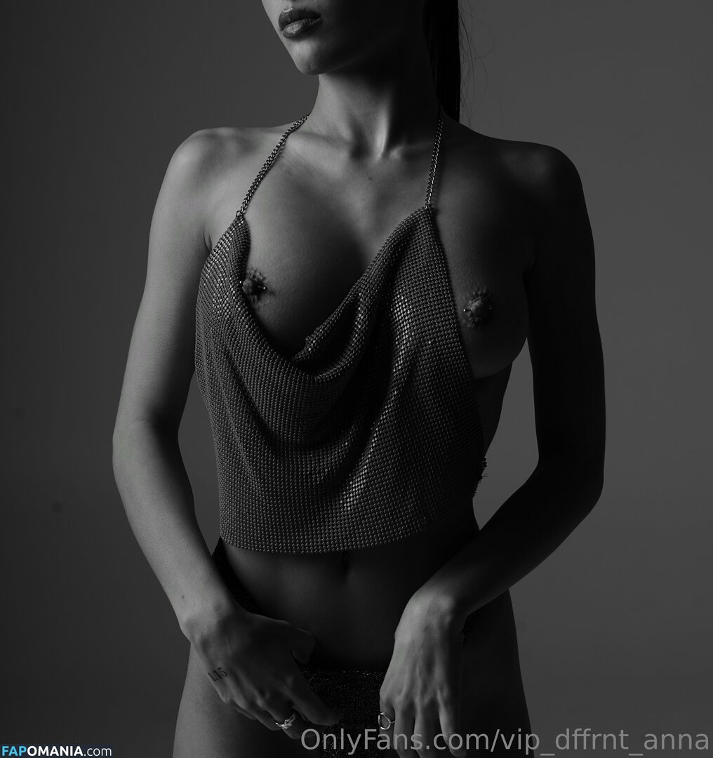 Anna Penzes / dffrnt_anna Nude OnlyFans  Leaked Photo #128