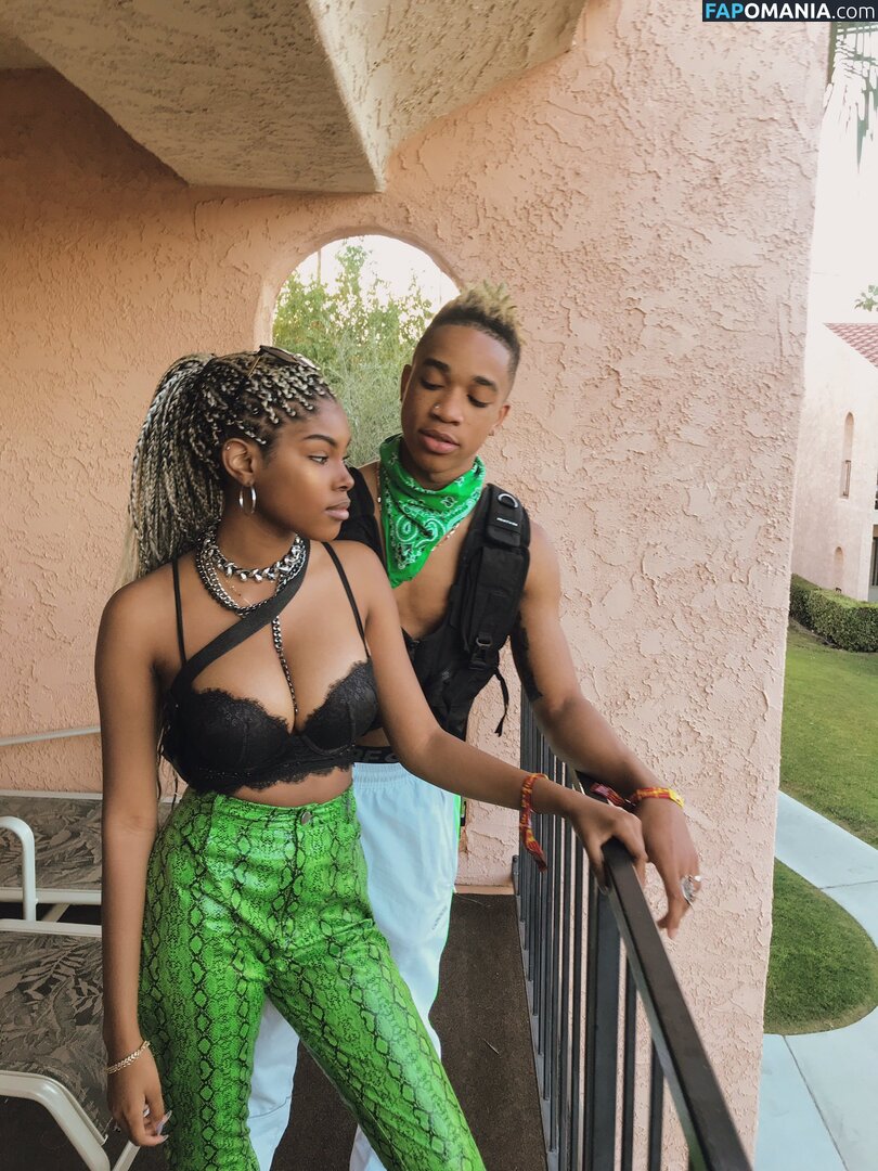 Diamond White / officialdiamondwhite Nude OnlyFans  Leaked Photo #14