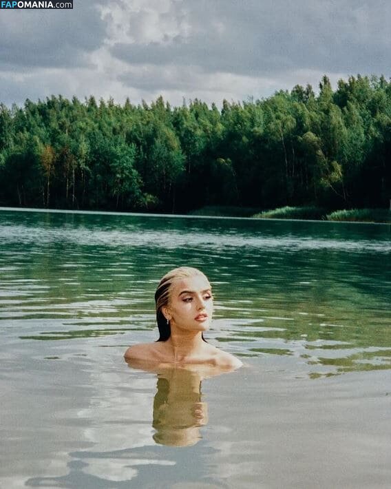 Dina Saeva / senoritasaeva Nude OnlyFans  Leaked Photo #13