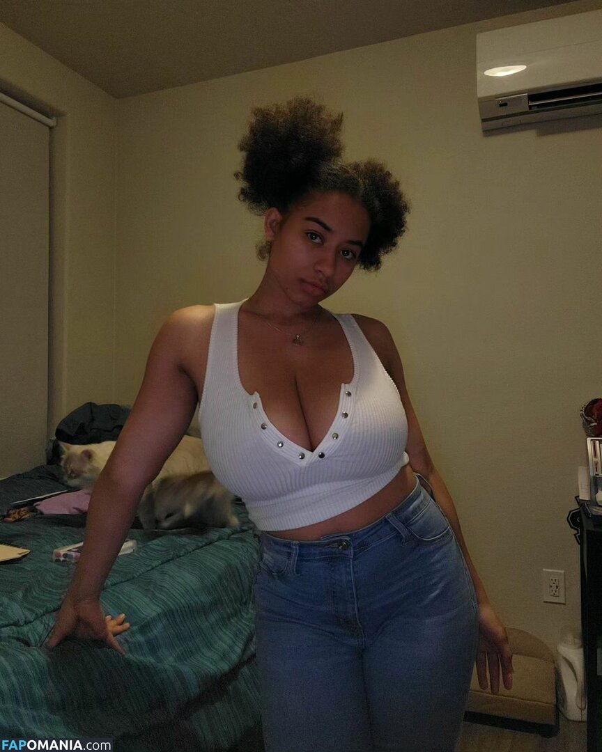 Dina / _ur_russian_dina / coco_ppop01 / dinadewgong Nude OnlyFans  Leaked Photo #4