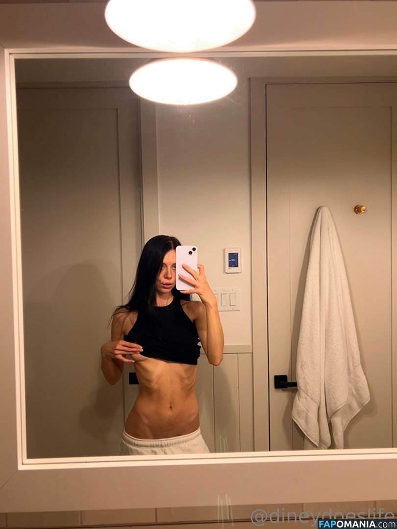 d4disneylife / dineydoeslife Nude OnlyFans  Leaked Photo #39