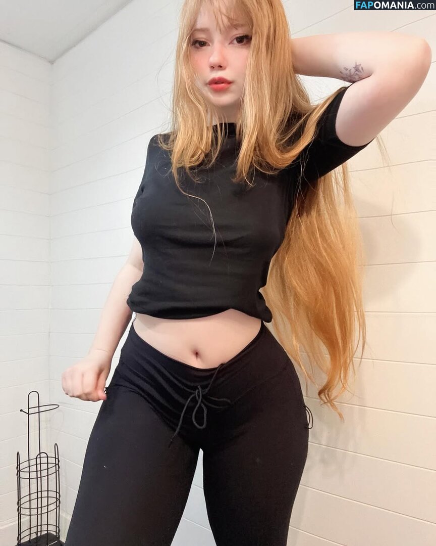 Diovana Konigsreuter / diokonigsreuter / diovanakoni Nude OnlyFans  Leaked Photo #1