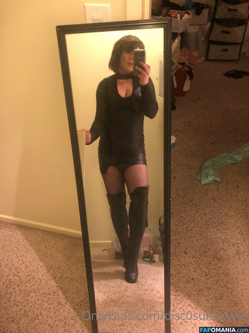 disc0sunflower / ssunflowerland Nude OnlyFans  Leaked Photo #5