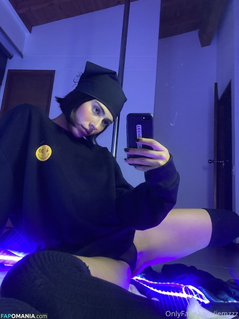 djsaraofficial Nude OnlyFans  Leaked Photo #9