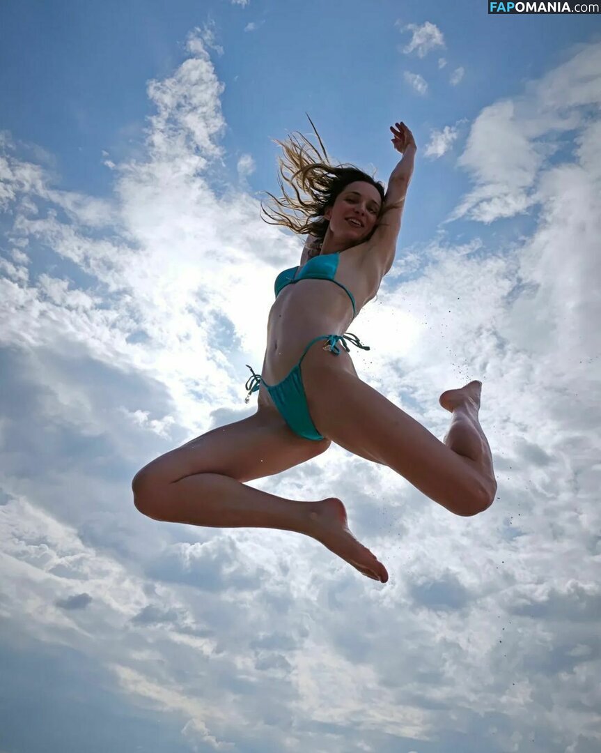 Dobos Evelin / evelindobos Nude OnlyFans  Leaked Photo #6