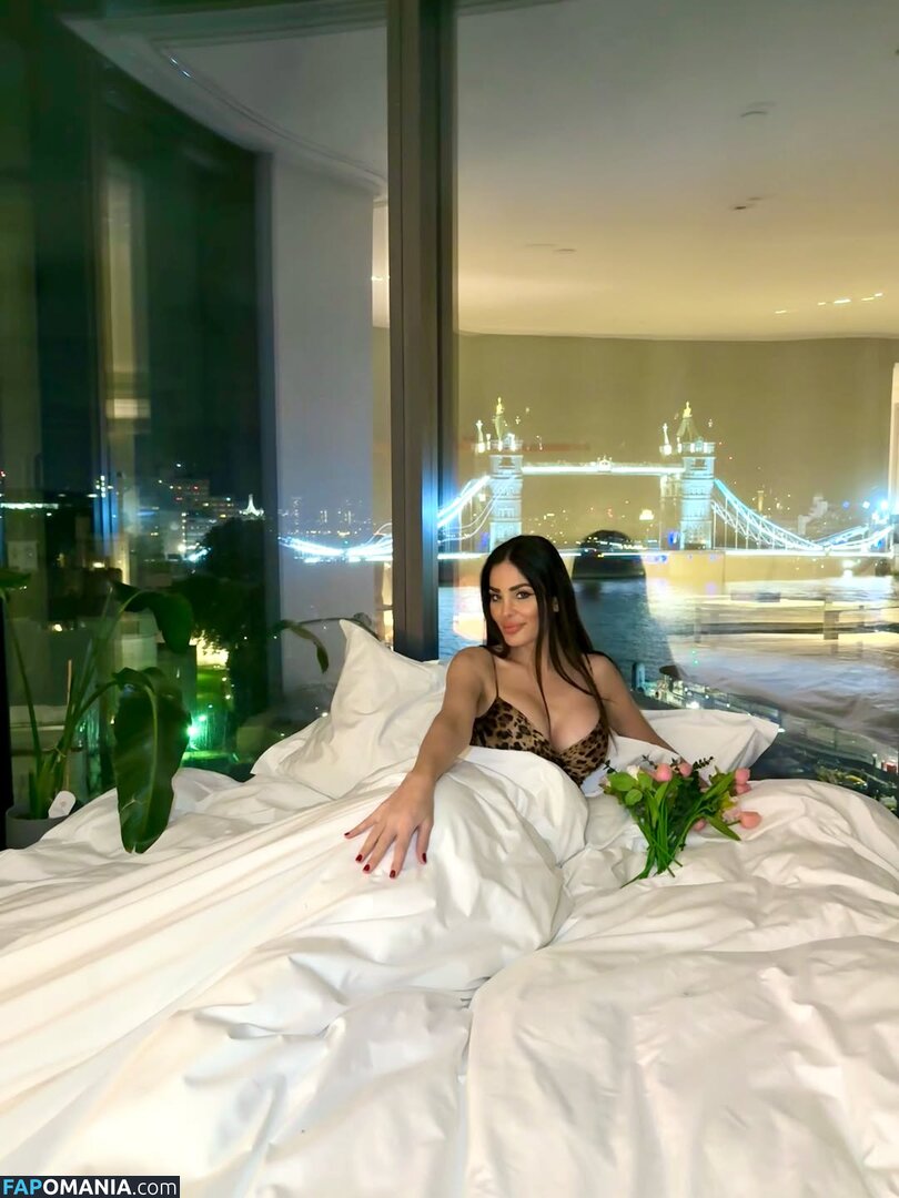 Dominique Hourani / DominiqueHorani / dominiquehourani / https: Nude OnlyFans  Leaked Photo #2