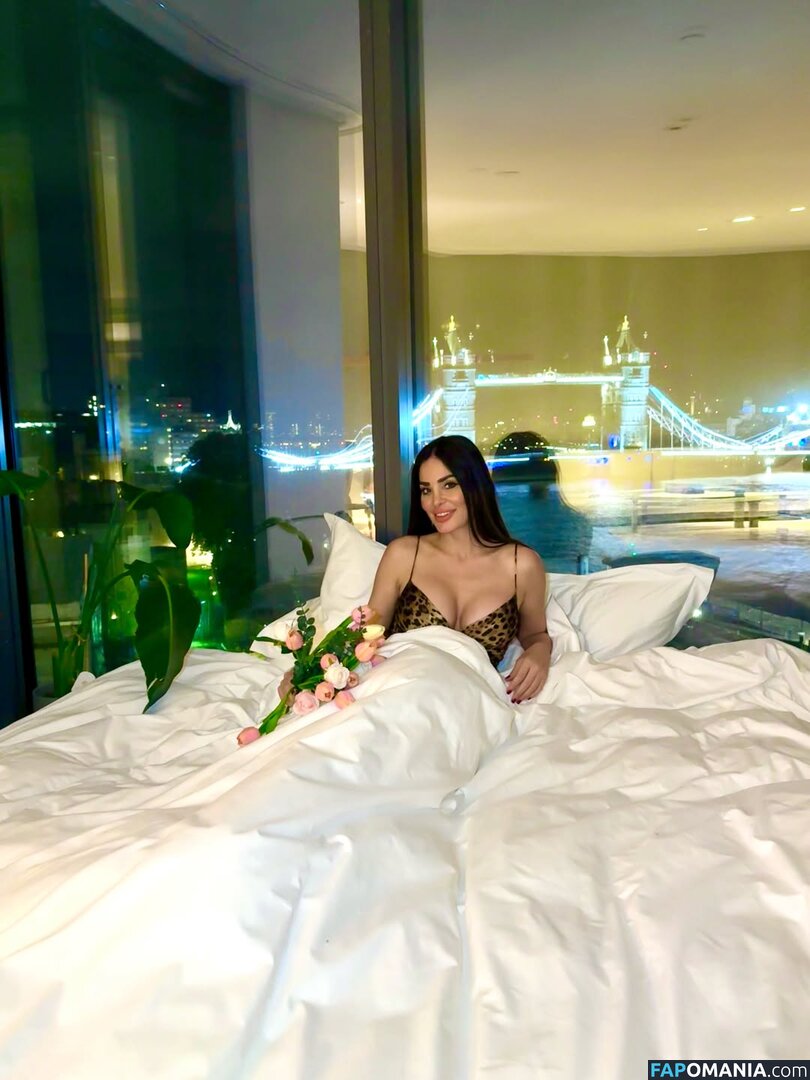 Dominique Hourani / DominiqueHorani / dominiquehourani / https: Nude OnlyFans  Leaked Photo #5