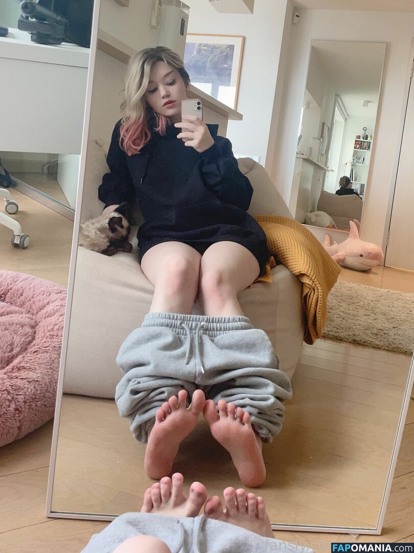 DonnaLoli / donnami_cos Nude OnlyFans  Leaked Photo #193