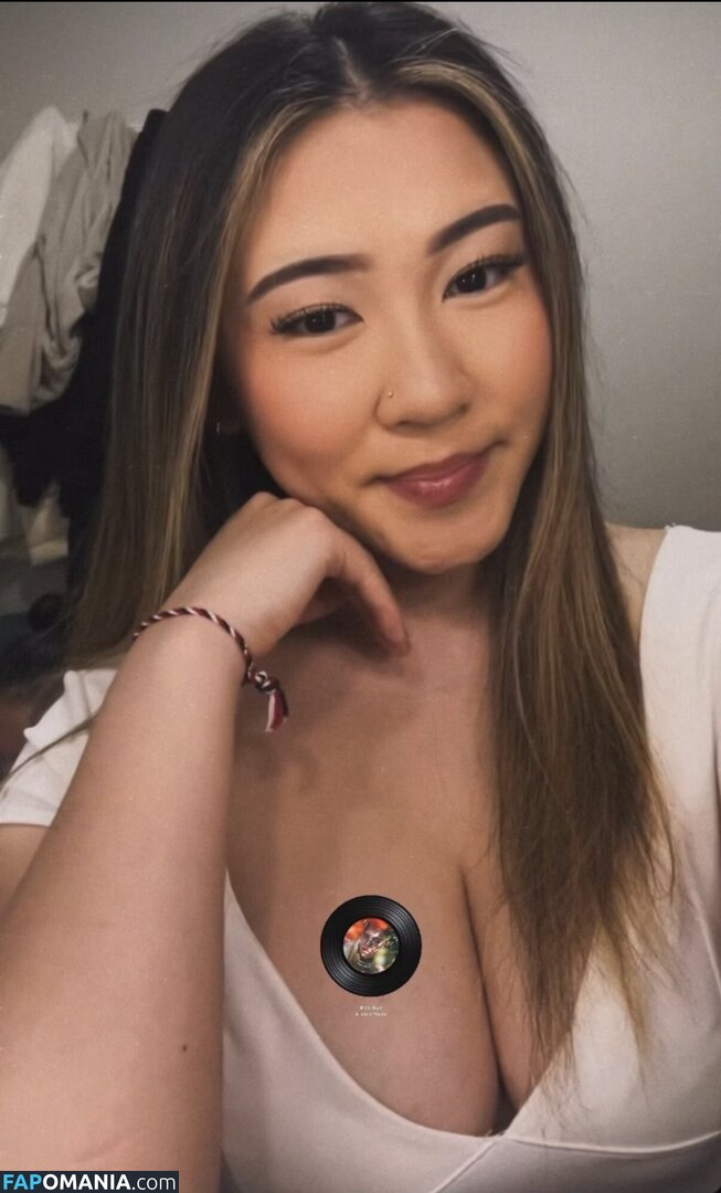 Donnavanggg Nude OnlyFans  Leaked Photo #2