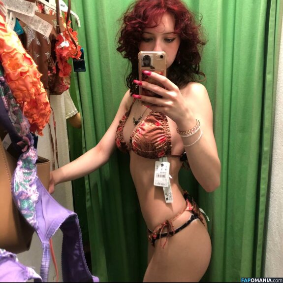 dpuw_ / maybe_pretty_ / zoya_maybe_pretty Nude OnlyFans  Leaked Photo #2