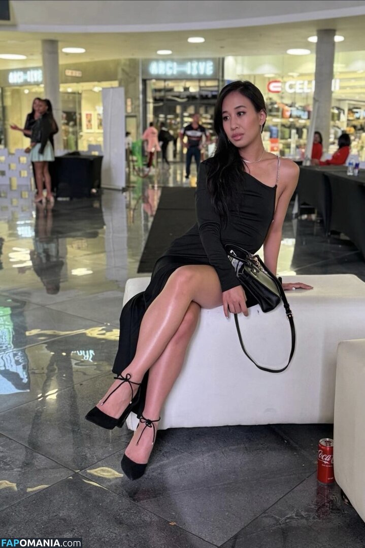Dr Joanne Lan / drjoannelan Nude OnlyFans  Leaked Photo #1