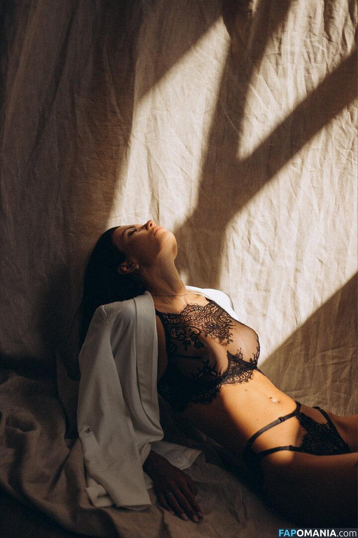 Anadream / Dreamana / anadrmm Nude OnlyFans  Leaked Photo #161