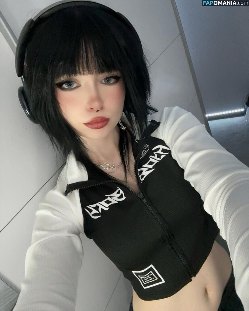 Drowsylio Nude OnlyFans  Leaked Photo #1