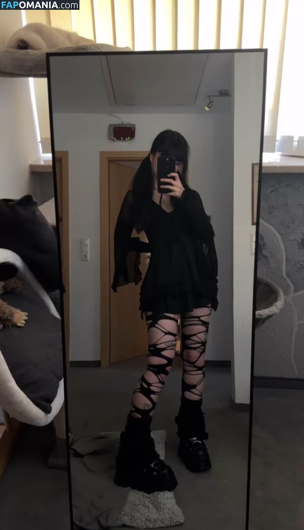 Drowsylio Nude OnlyFans  Leaked Photo #12