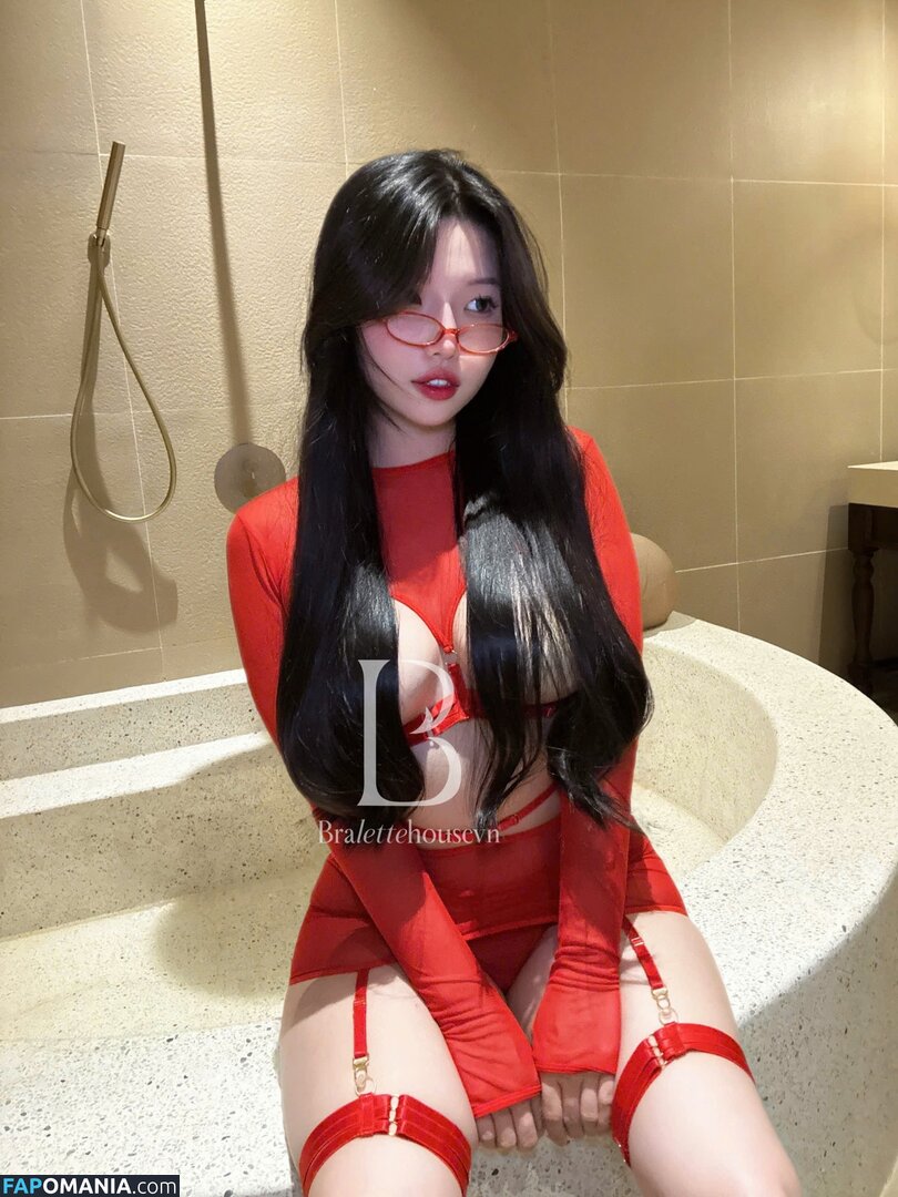 Duyenn Hipp / duyenn.hipp Nude OnlyFans  Leaked Photo #260