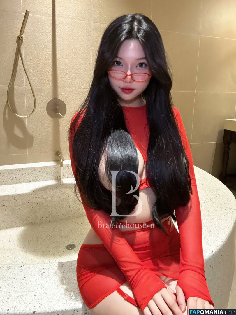 Duyenn Hipp / duyenn.hipp Nude OnlyFans  Leaked Photo #262